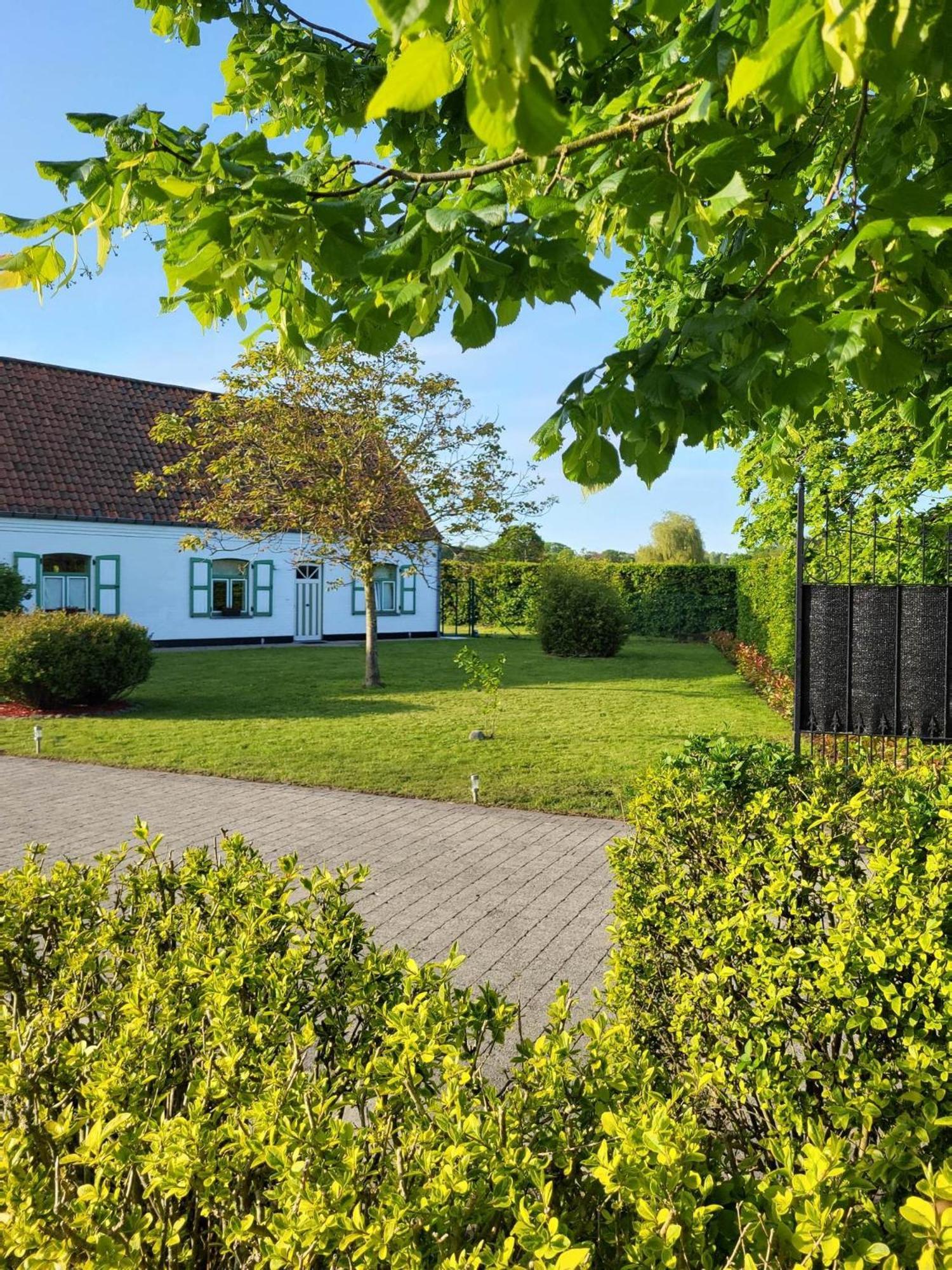 Villazzo Ghent Exterior photo